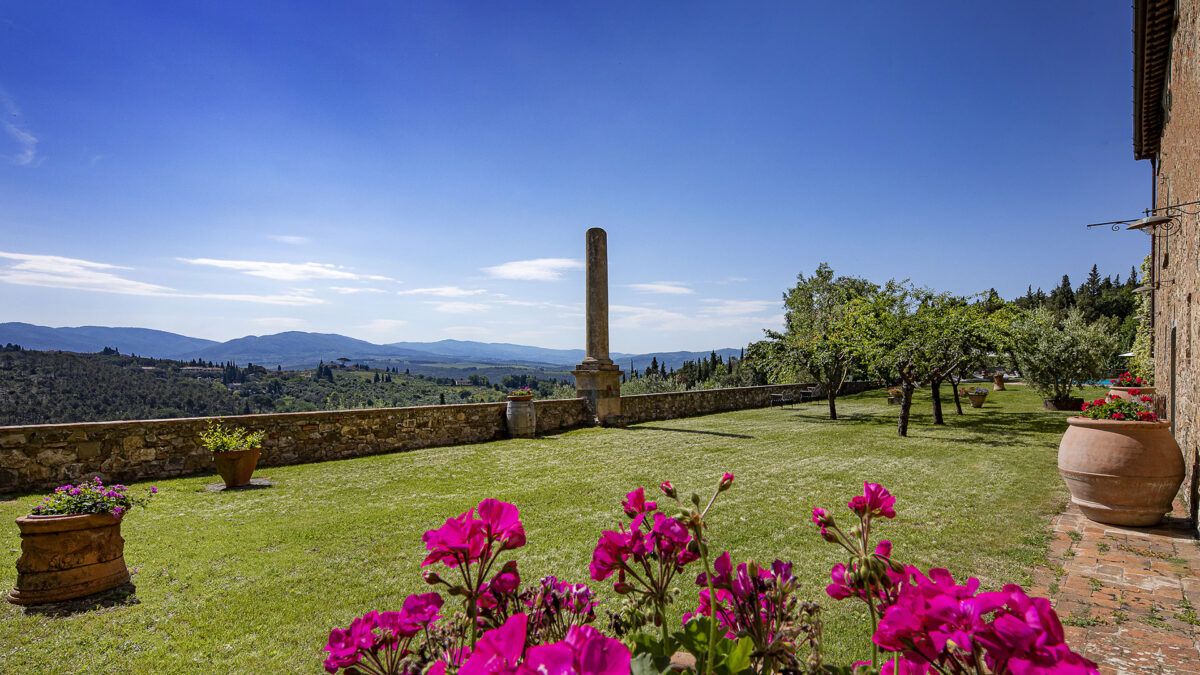 Valentina & Cosimo event at Castello di Cafaggio, Impruneta (Florence)