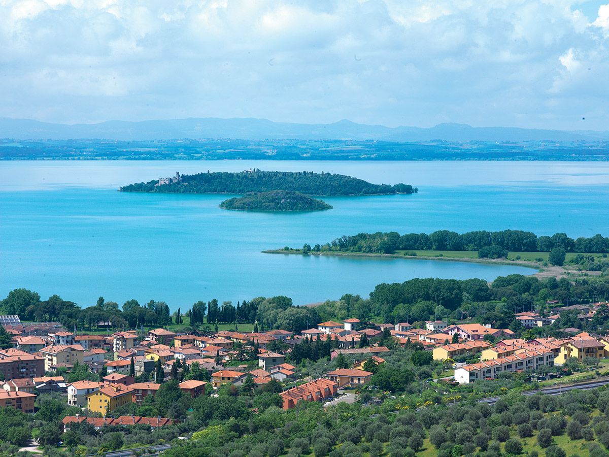 Lake Trasimeno in Jazz Music for Exclusive Events in Umbria - professional jazz band for exclusive events
